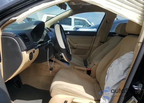 2008 Volkswagen Jetta S из США, поврежденный, VIN 133271